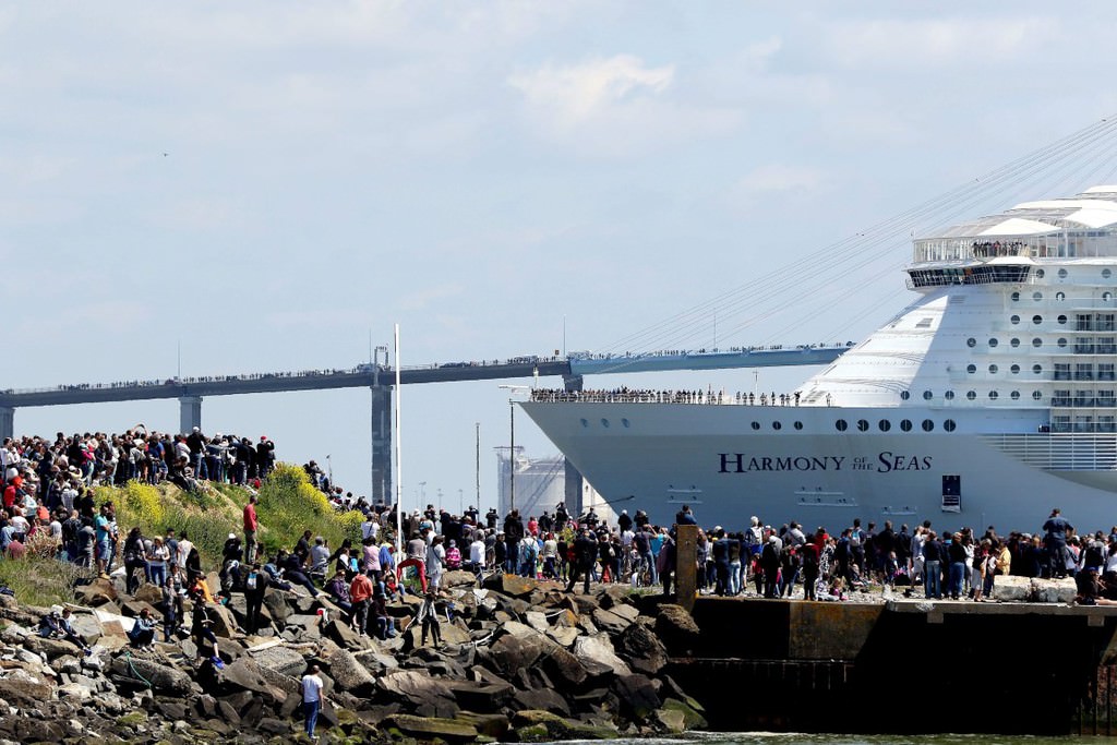 Dünyanın en büyük yolcu gemisi: Harmony of the Seas