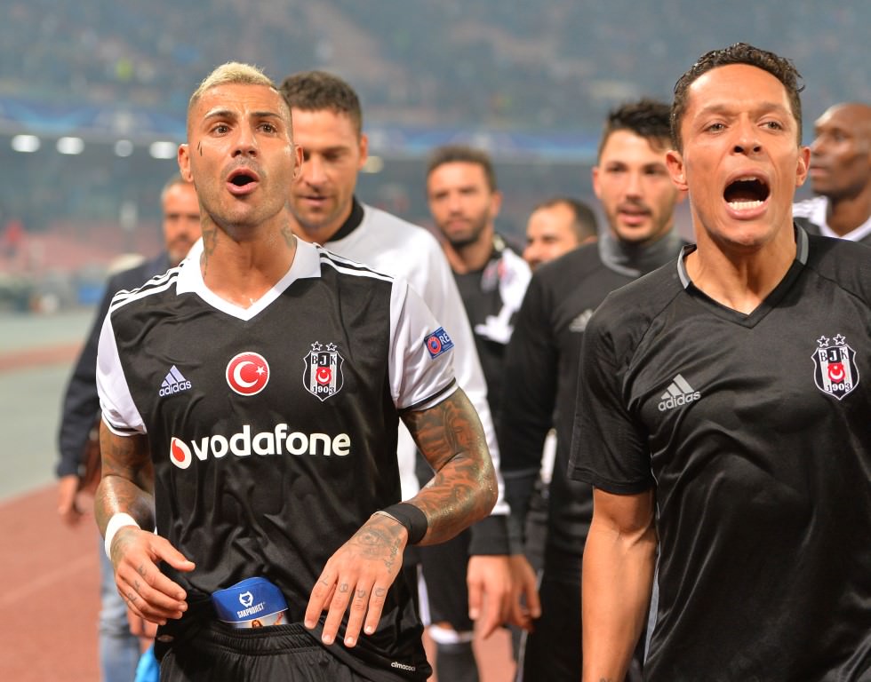 Beşiktaş sadece Napoli’yi değil hakemi de yendi