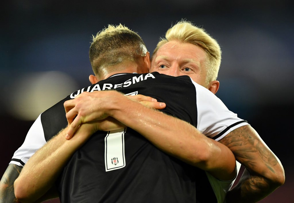 Beşiktaş sadece Napoli’yi değil hakemi de yendi