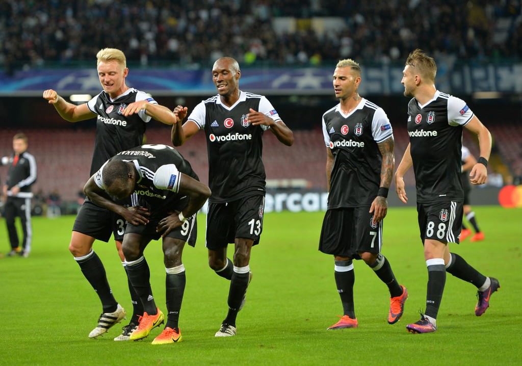 Beşiktaş sadece Napoli’yi değil hakemi de yendi