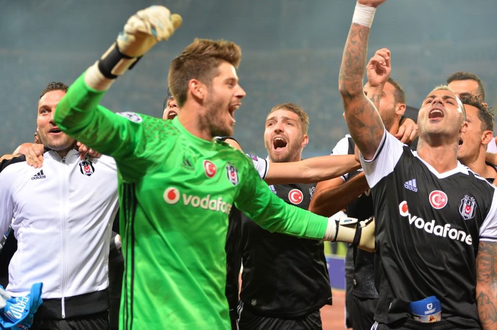Beşiktaş sadece Napoli’yi değil hakemi de yendi