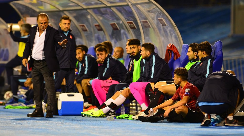 Emre Mor'dan Terim'e tepki