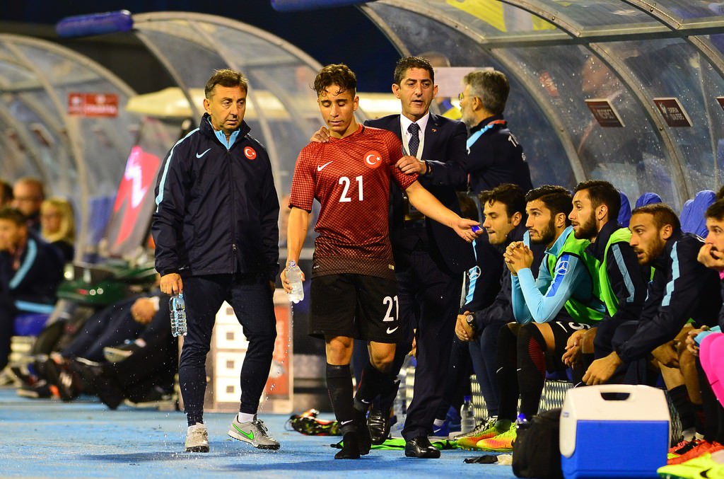 Emre Mor'dan Terim'e tepki