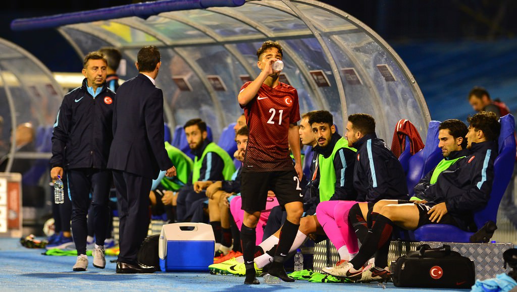 Emre Mor'dan Terim'e tepki