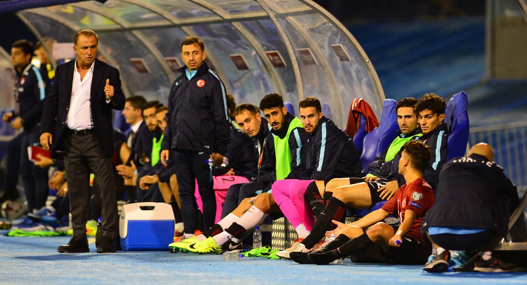 Emre Mor'dan Terim'e tepki