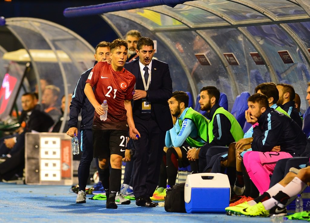 Emre Mor'dan Terim'e tepki