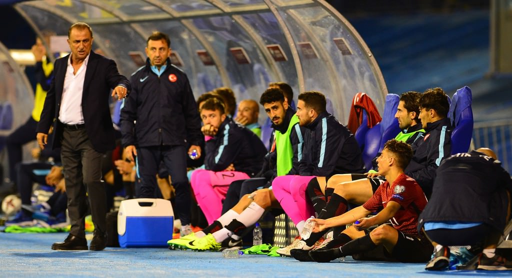 Emre Mor'dan Terim'e tepki
